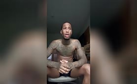 Content Creator Says He Doesn't Have To Text Back