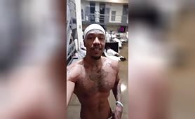 Man Shows Off Fitness Progress While Locked Up
